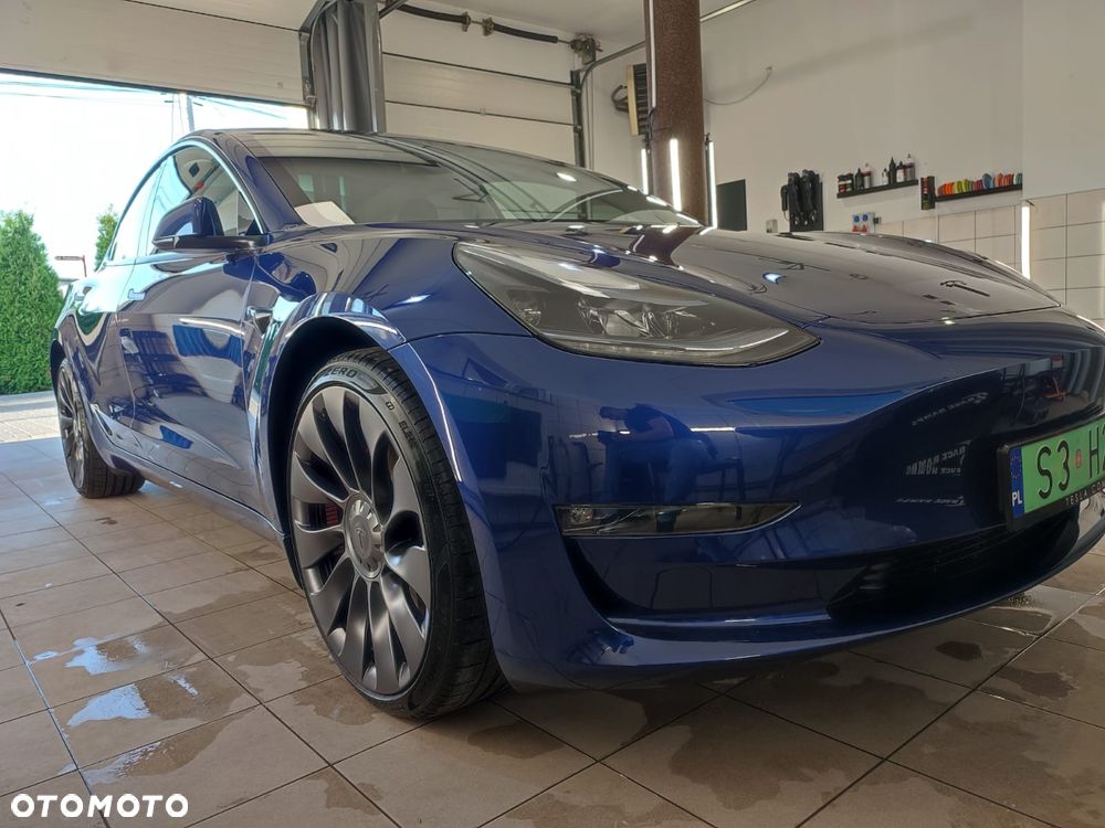 Tesla Model 3 Performance AWD - 4