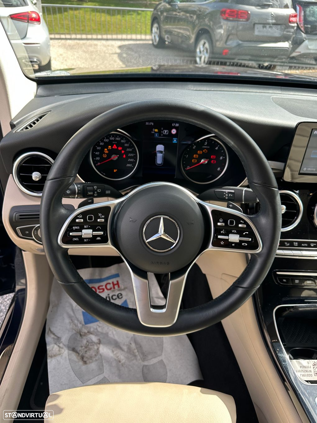 Mercedes-Benz GLC 300 de 4Matic - 18