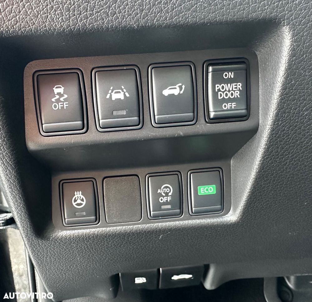 Nissan X-Trail 2.0 dCi ALL-MODE 4x4i Xtronic Tekna - 35