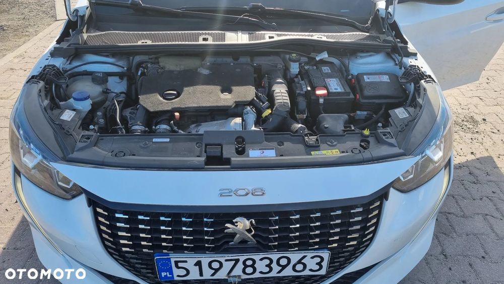 Peugeot 208 - 37