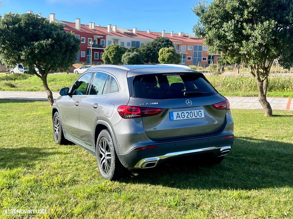 Mercedes-Benz GLA 200 7G-DCT Progressive Advanced - 3