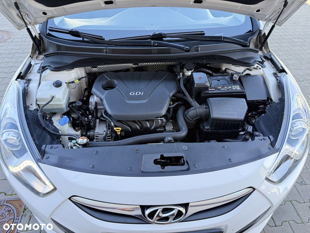 Hyundai i40 Kombi 1.6 Trend - 38