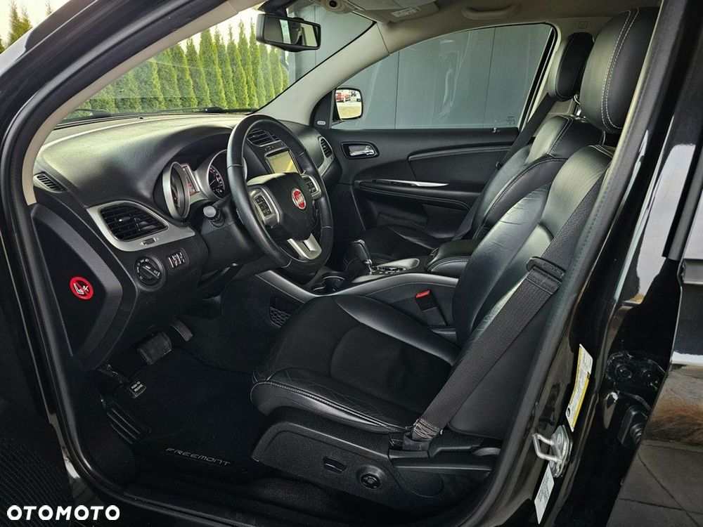 Fiat Freemont 2.0 Multijet 16V DPF Automatik Allrad Black Code - 15