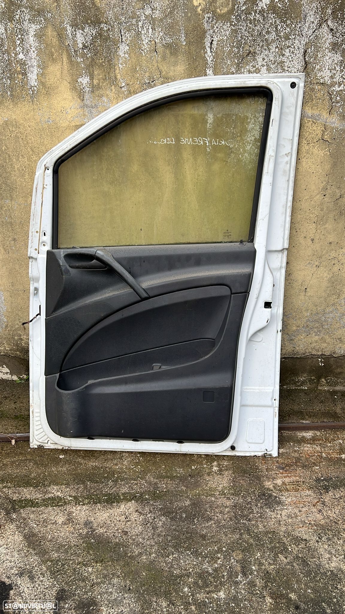 Porta Frente Direita Mercedes Vito - 1