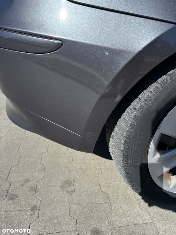 BMW Seria 1 - 14
