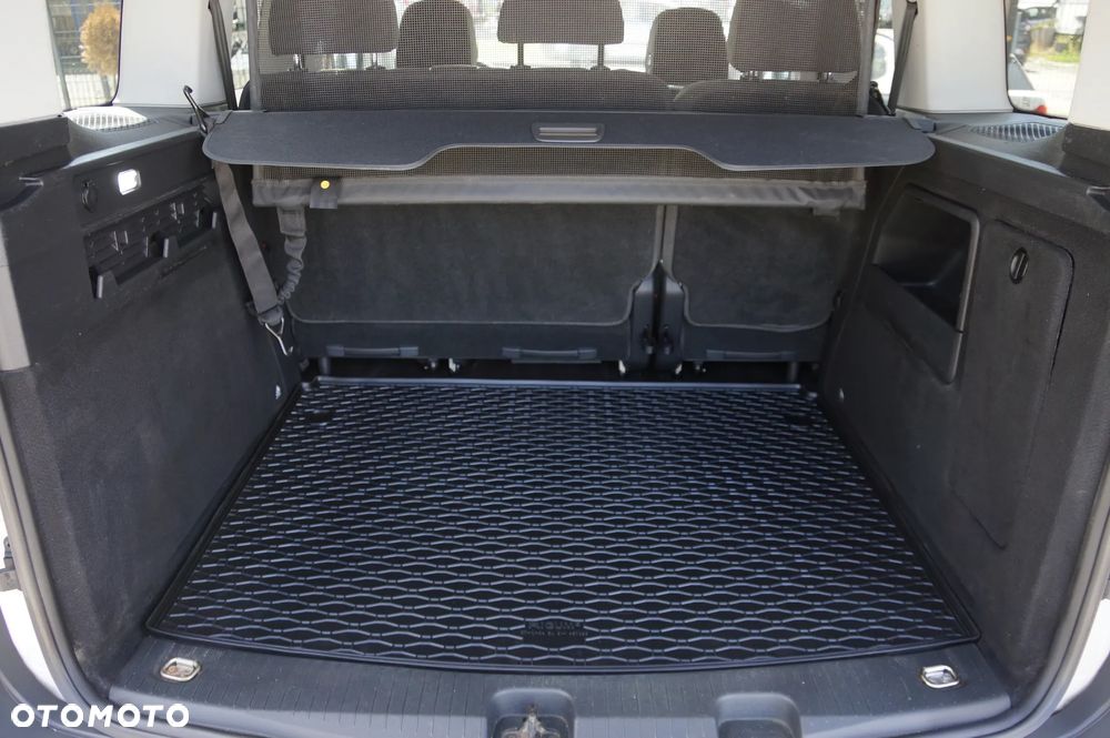 Volkswagen Caddy 2.0 TDI Comfortline 4Motion - 34