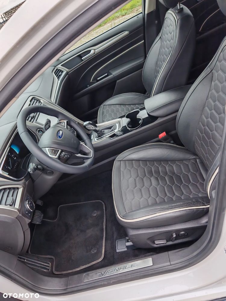 Ford Mondeo 2.0 Hybrid Vignale - 9
