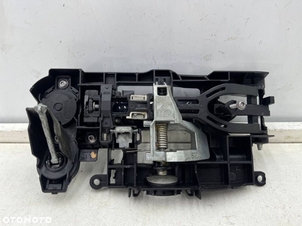 Klamka BMW 5 F10 sedan F11 kombi 10-17r. lewa przednia zewnętrzna rączka drzwi lewy przód Schwarz II - 5