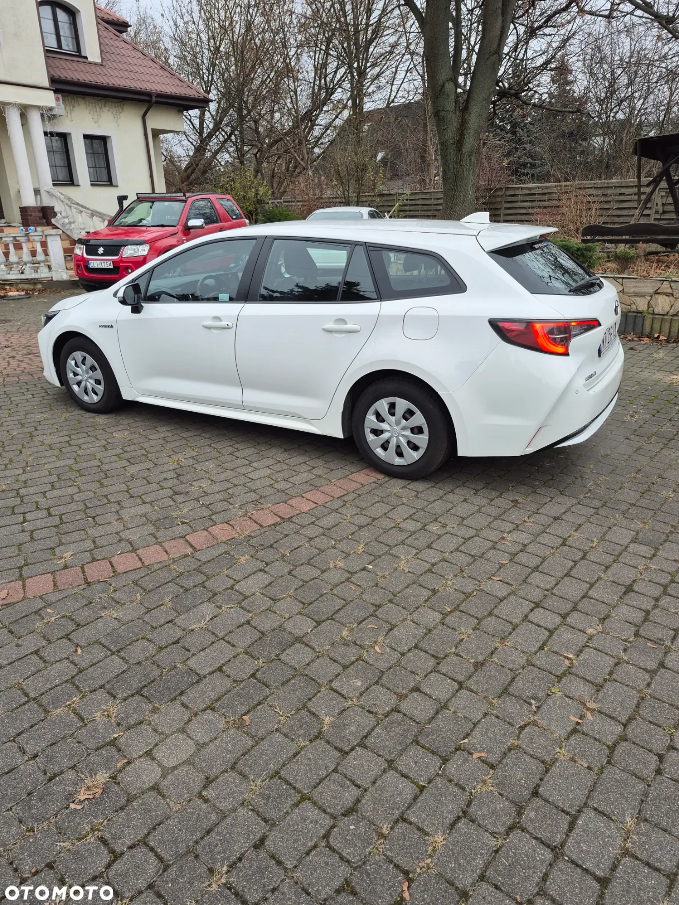 Toyota Corolla 1.8 Hybrid Comfort - 24