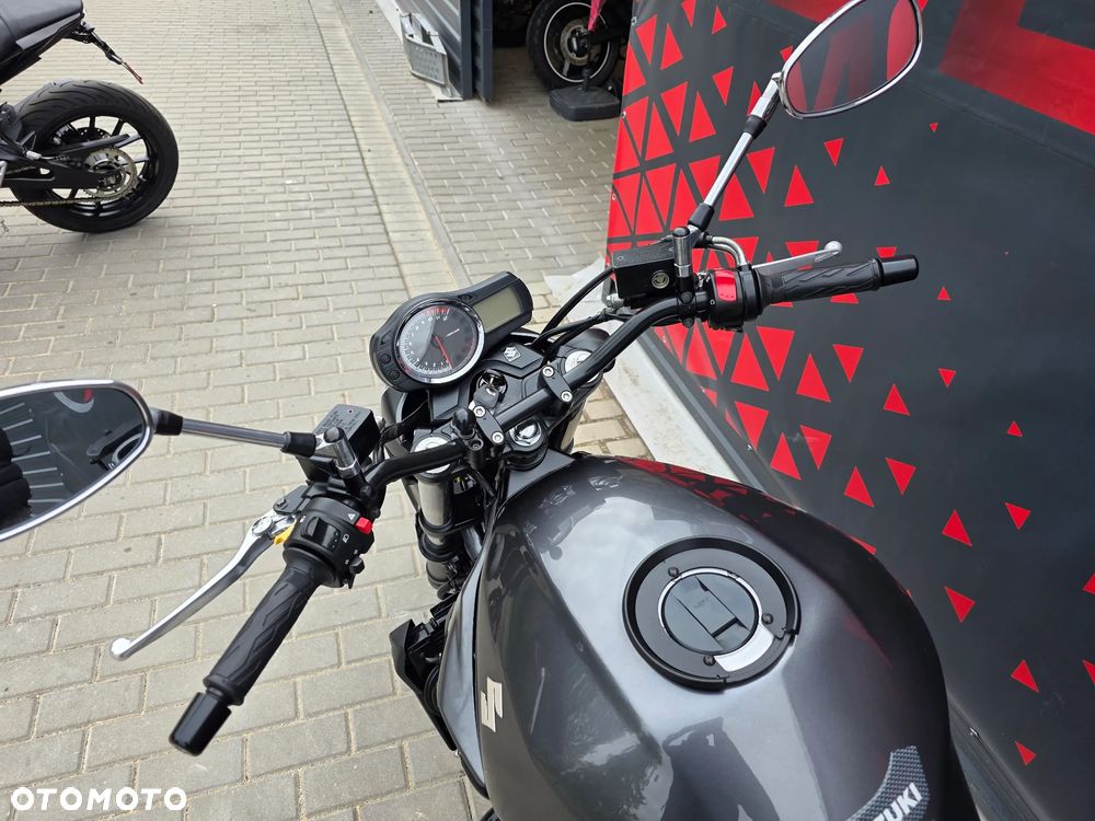 Suzuki Bandit - 16