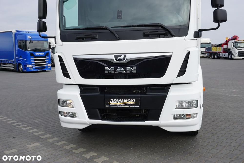 MAN TGM / 18.290 / EURO 6 / IZOTERMA + WINDA / 18 PALET / OTWIERANY BOK - 24