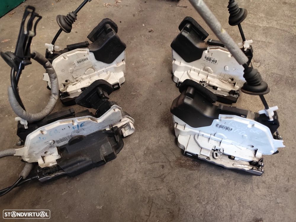 VW POLO 6R FECHADURA PORTA FRENTE / TRÁS - 1