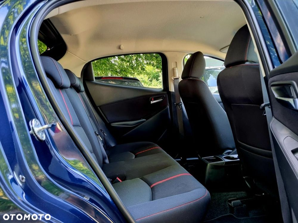 Mazda 2 - 12