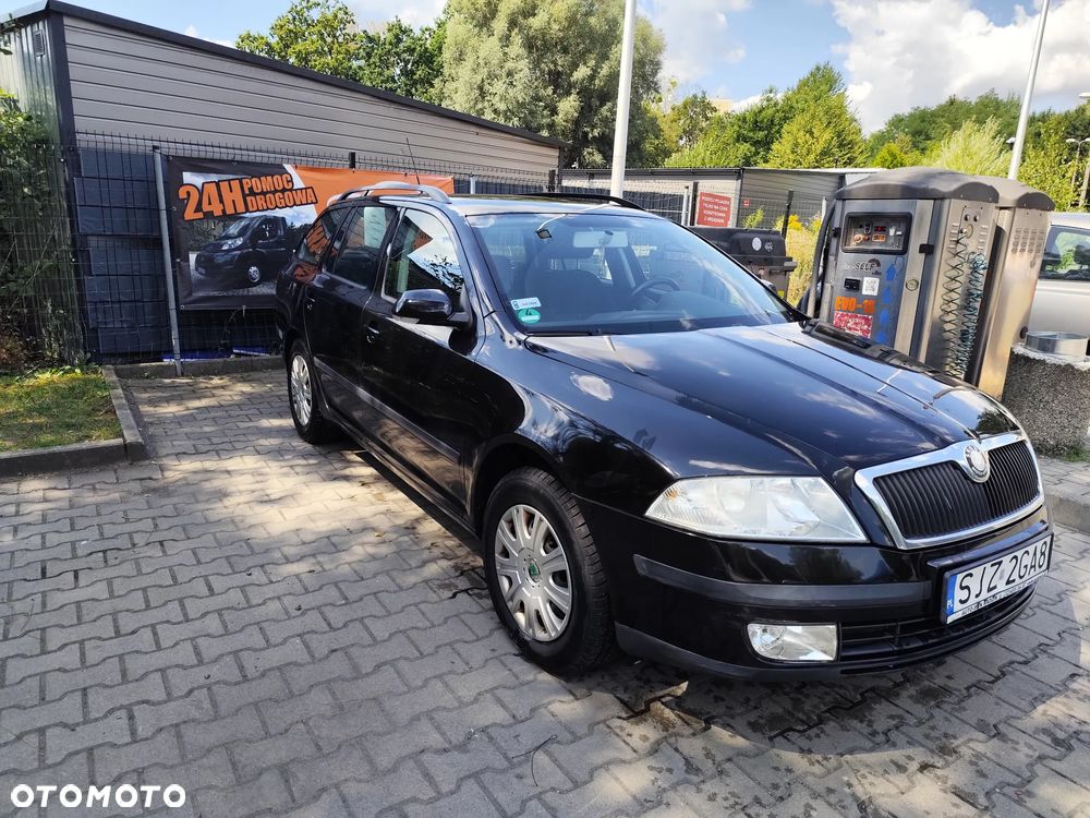 Skoda Octavia 1.6 Combi - 2
