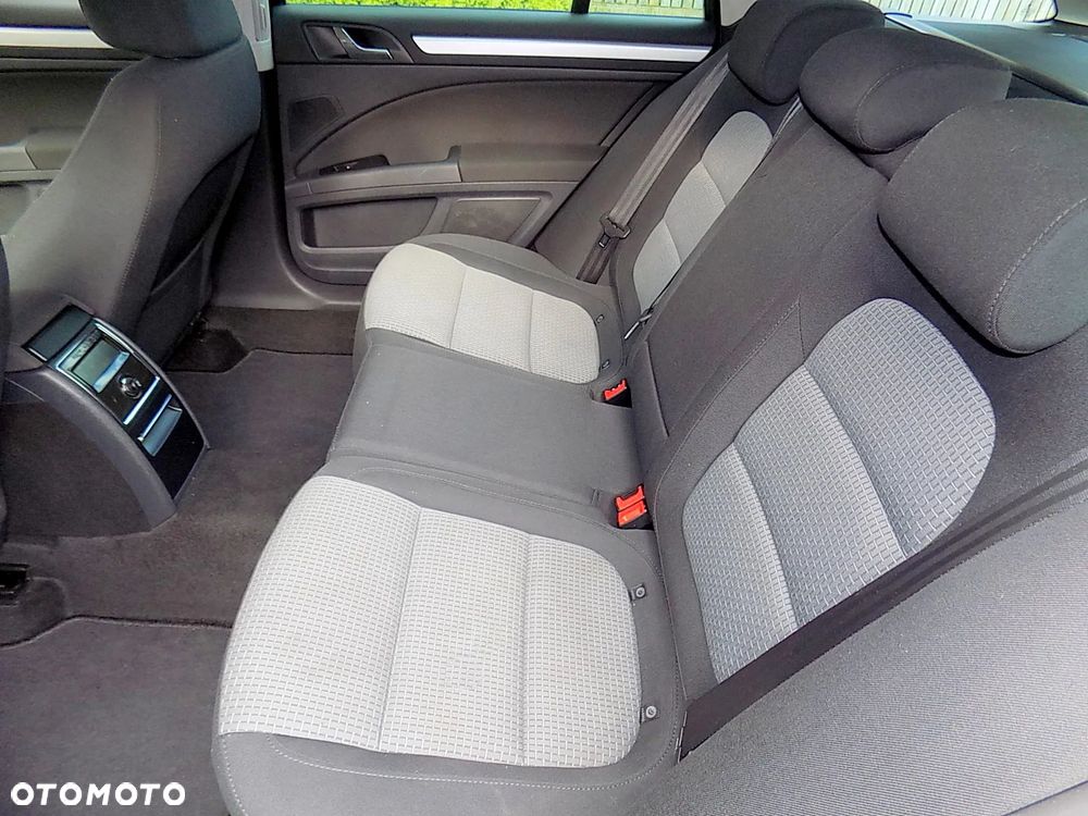 Skoda Superb - 23