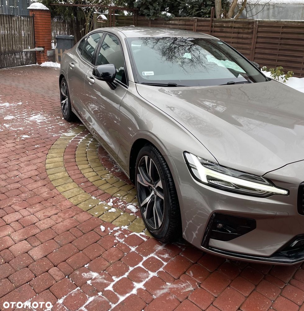 Volvo S60 T4 R-Design - 9