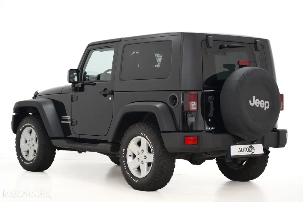 Jeep Wrangler - 4
