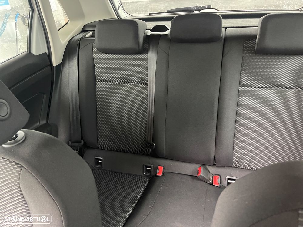 VW Polo 1.0 Trendline - 14