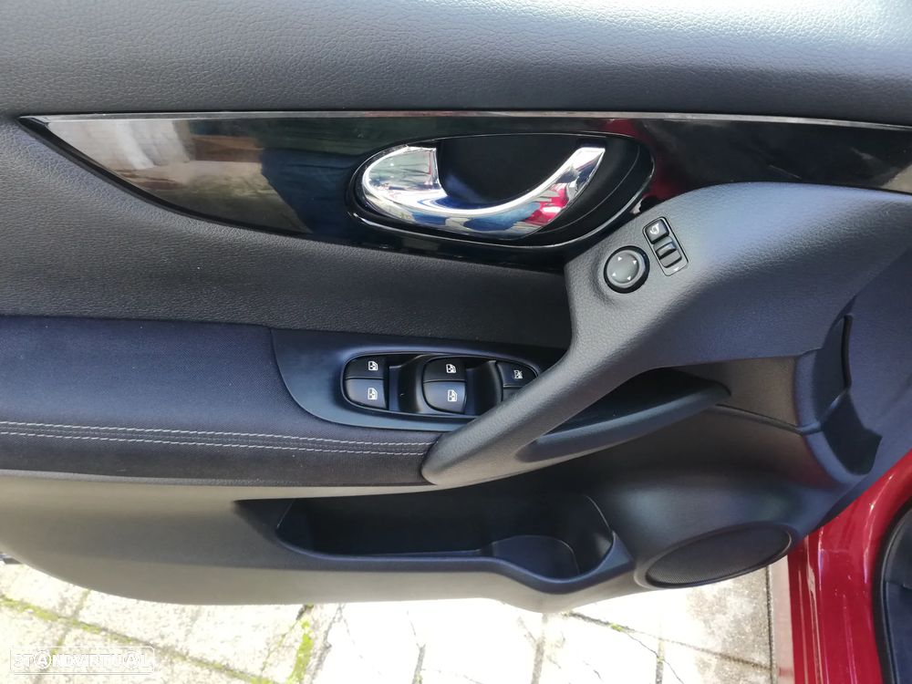 Nissan Qashqai 1.5 dCi N-CONNECTA - 15