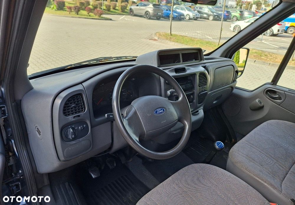 Ford Transit - 17