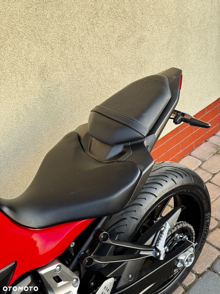 Yamaha MT - 24