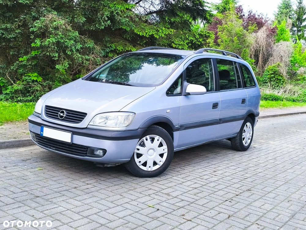 Opel Zafira 1.6 16V Comfort - 2