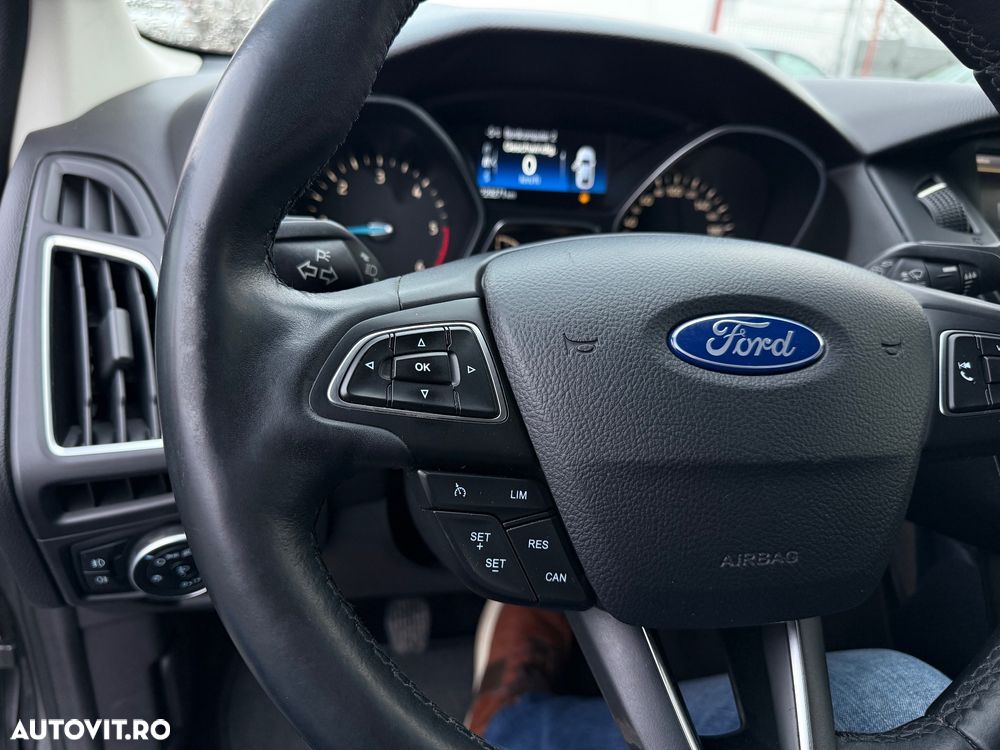 Ford Focus 1.5 TDCi Titanium - 18