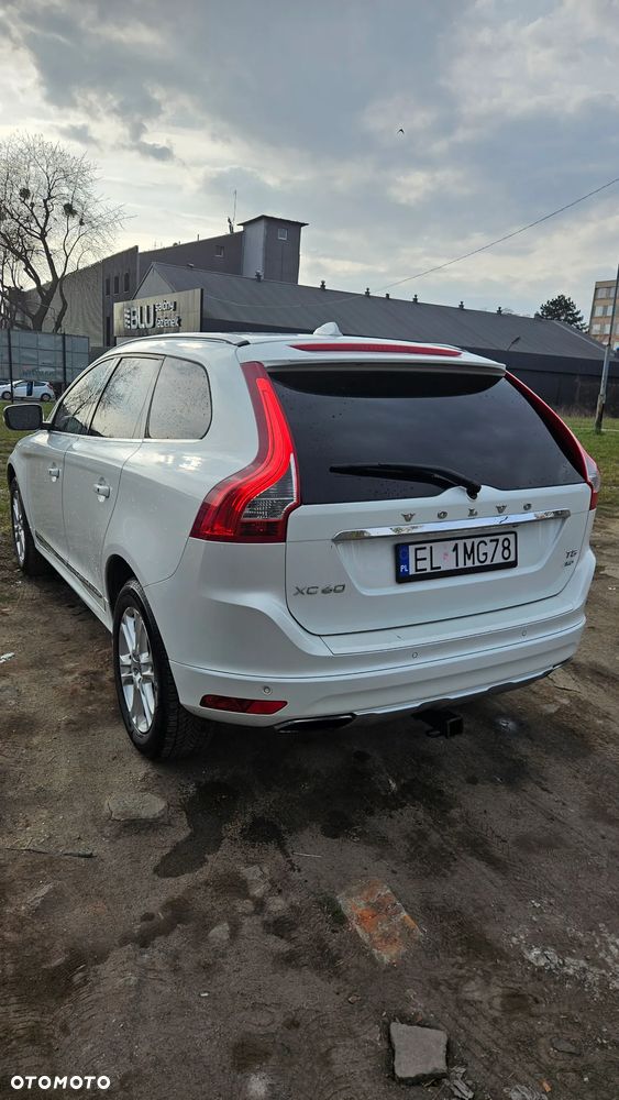 Volvo XC 60 T5 AWD Summum - 12