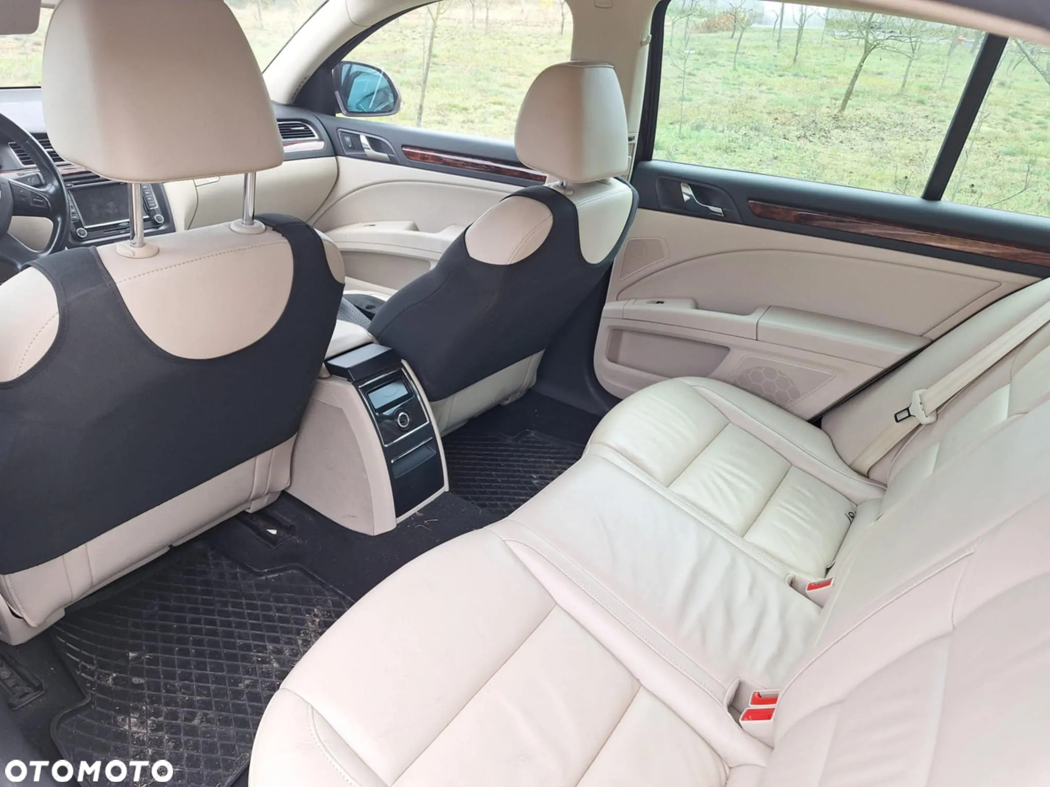 Skoda Superb 2.0 TDI Elegance - 5