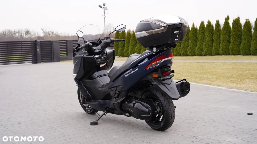 Suzuki Burgman - 5