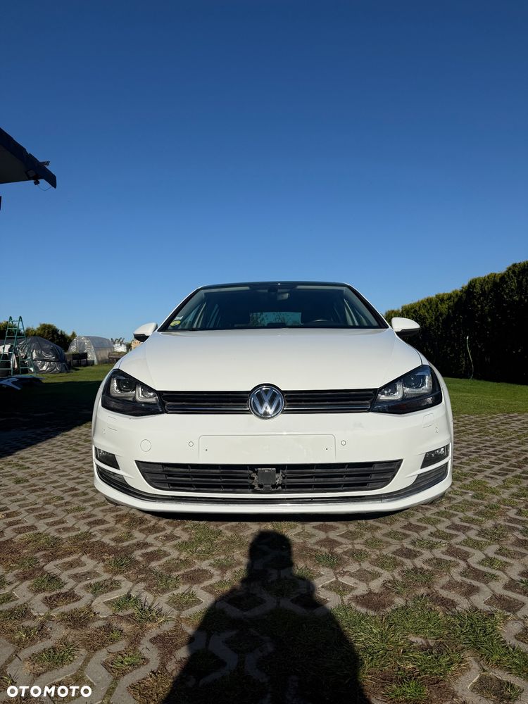 Volkswagen Golf - 2