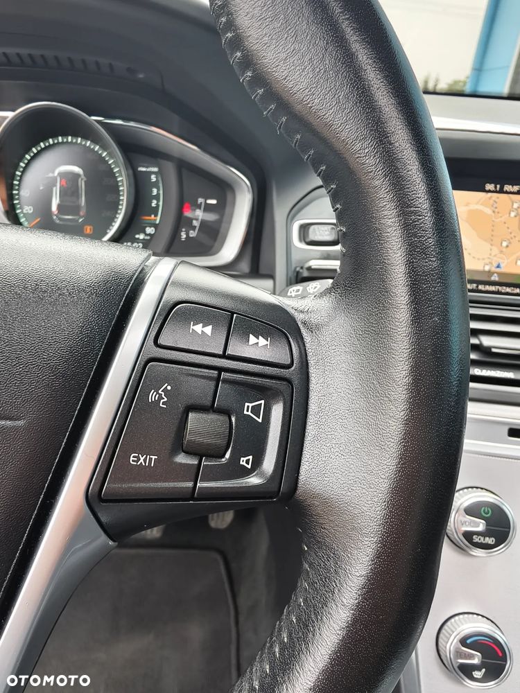 Volvo XC 60 D4 Geartronic Summum - 26
