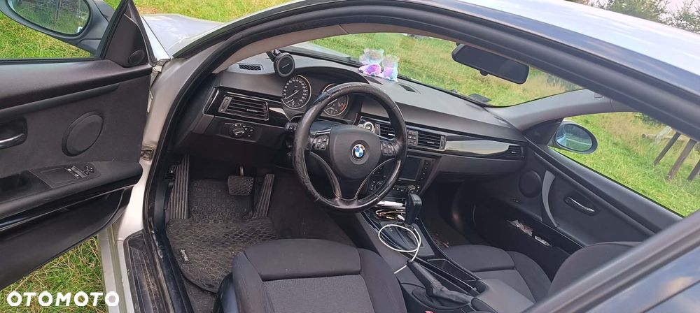 BMW Seria 3 - 16