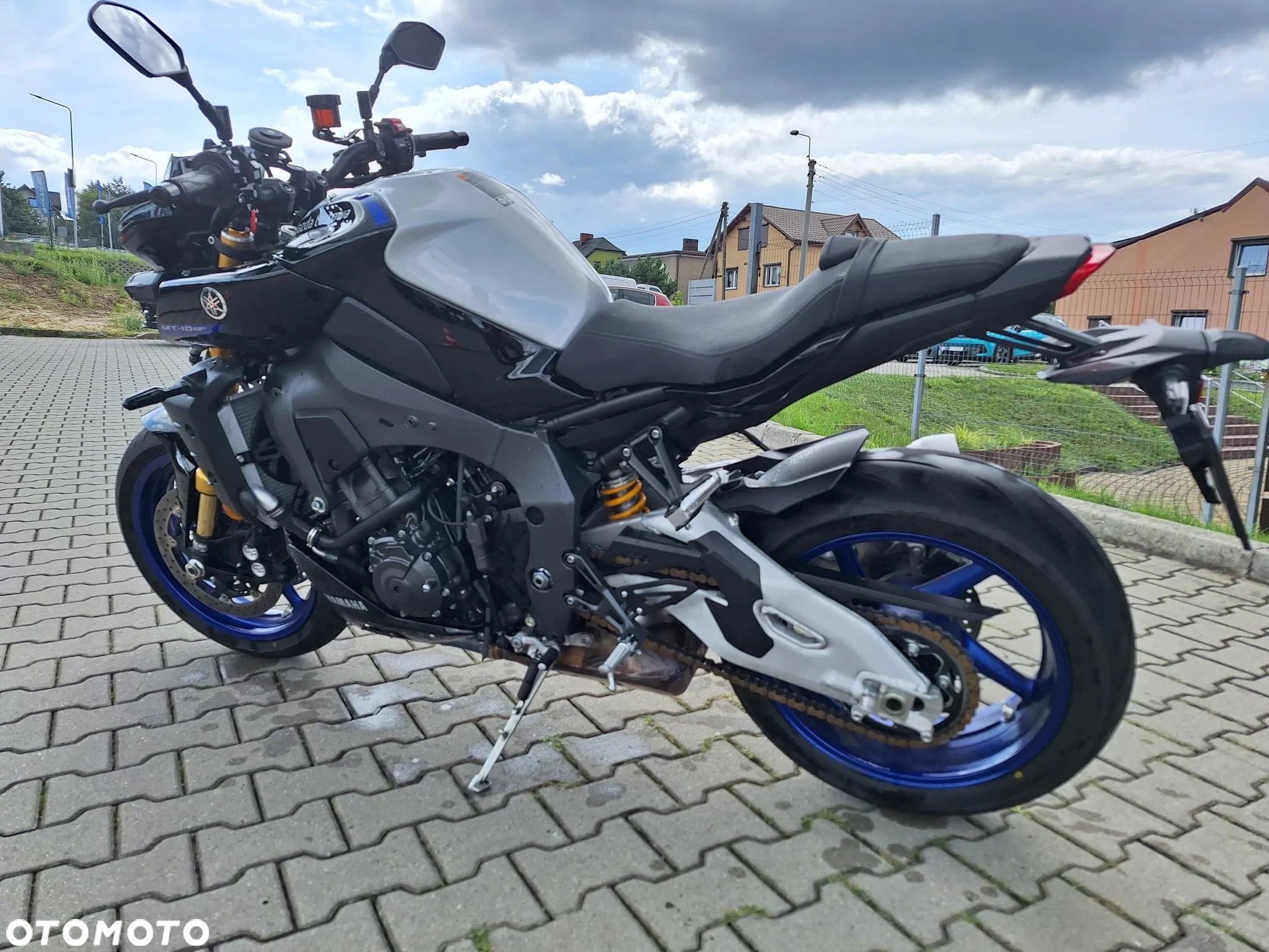 Yamaha MT - 4
