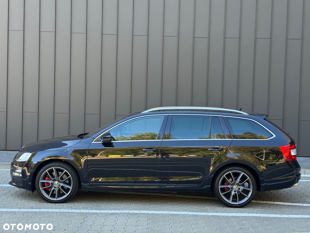 Skoda Octavia 2.0 TDI DSG RS - 10