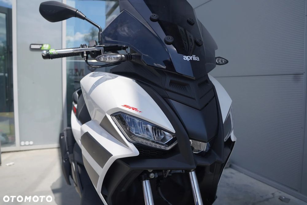Aprilia SR - 4