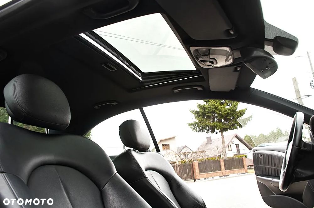 Mercedes-Benz CLK 320 CDI 7G-TRONIC Avantgarde - 40