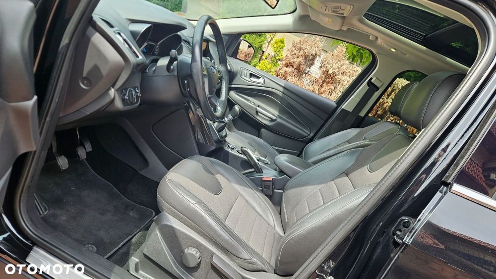 Ford Kuga 1.5 EcoBoost 2x4 Individual - 13