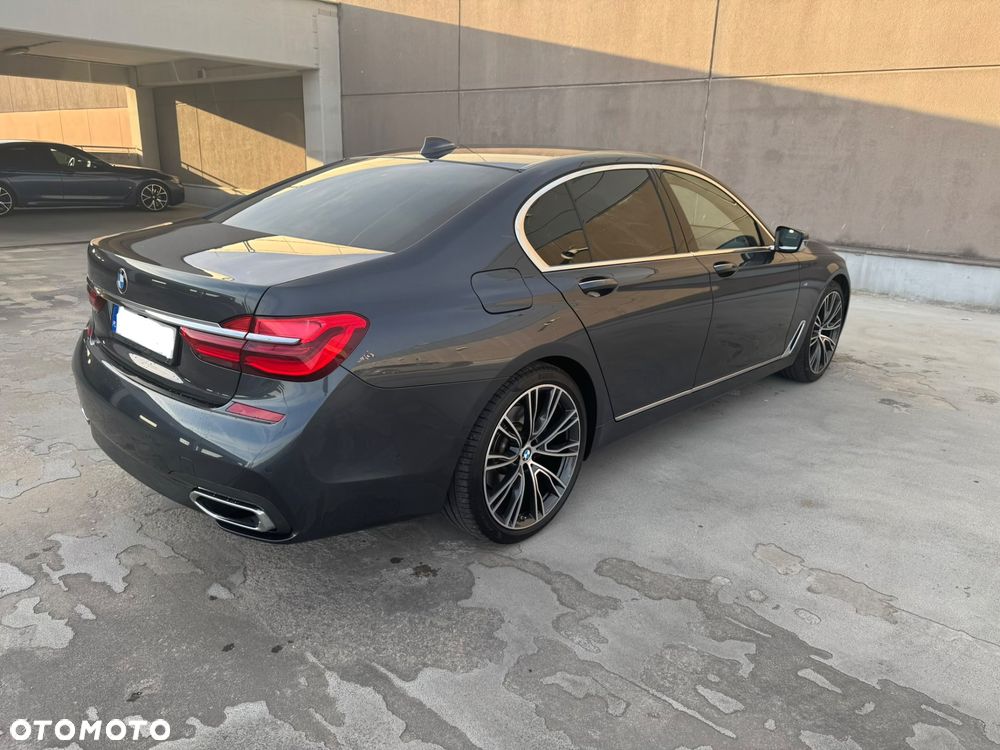 BMW Seria 7 730d xDrive - 4