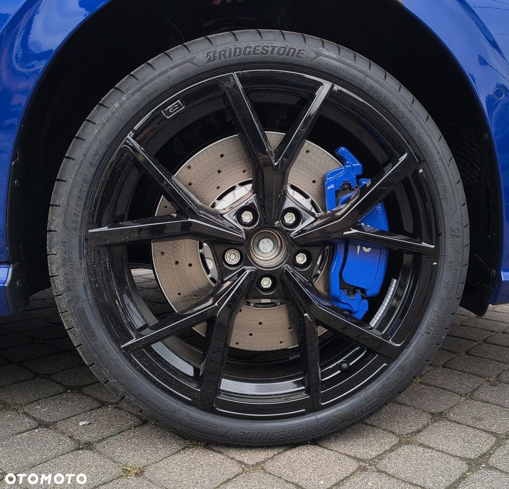 Volkswagen Golf - 25