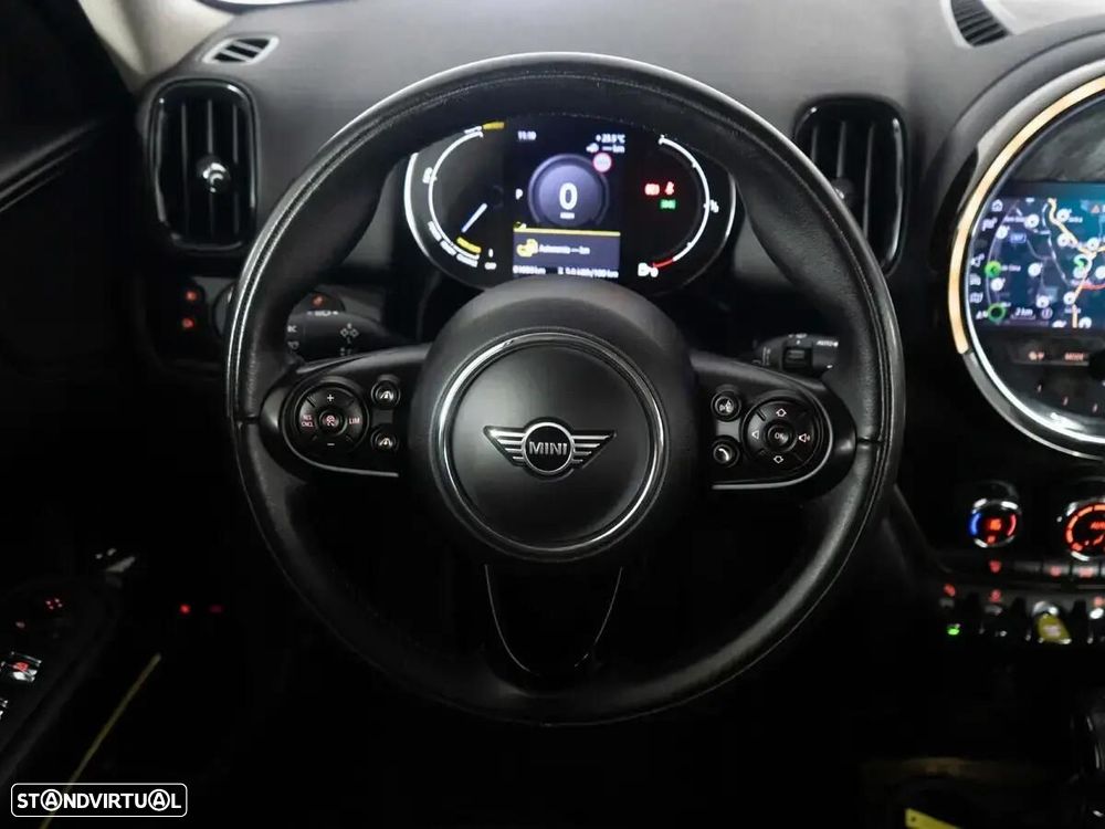 MINI Countryman Cooper SE ALL4 Auto - 6