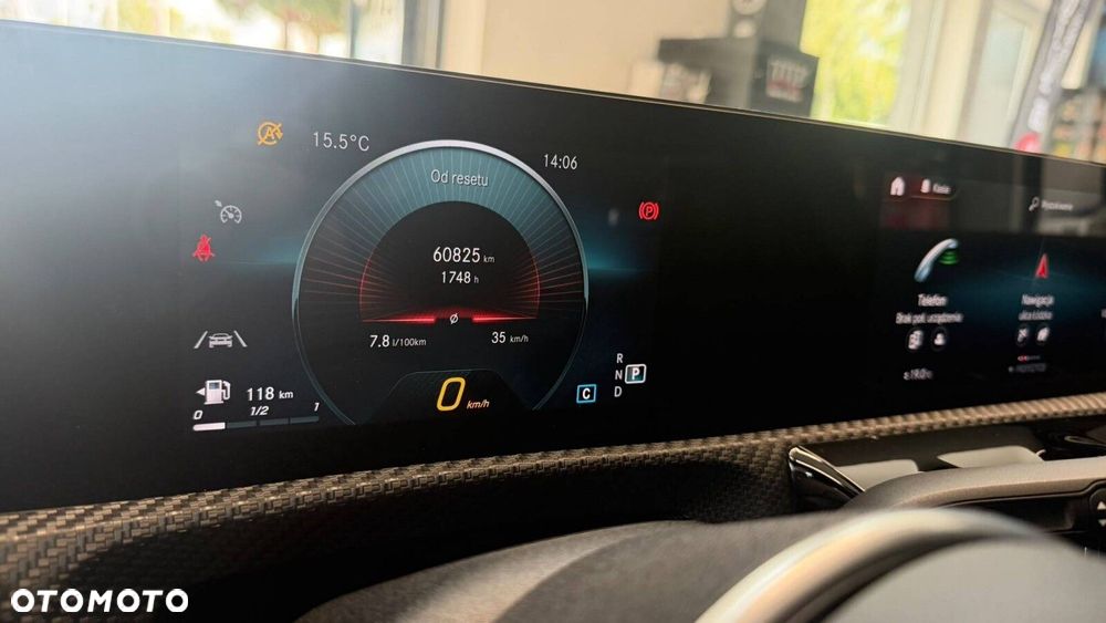 Mercedes-Benz CLA - 28