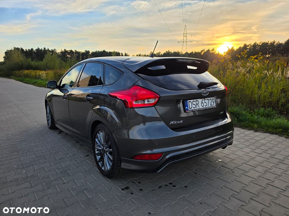 Ford Focus - 5