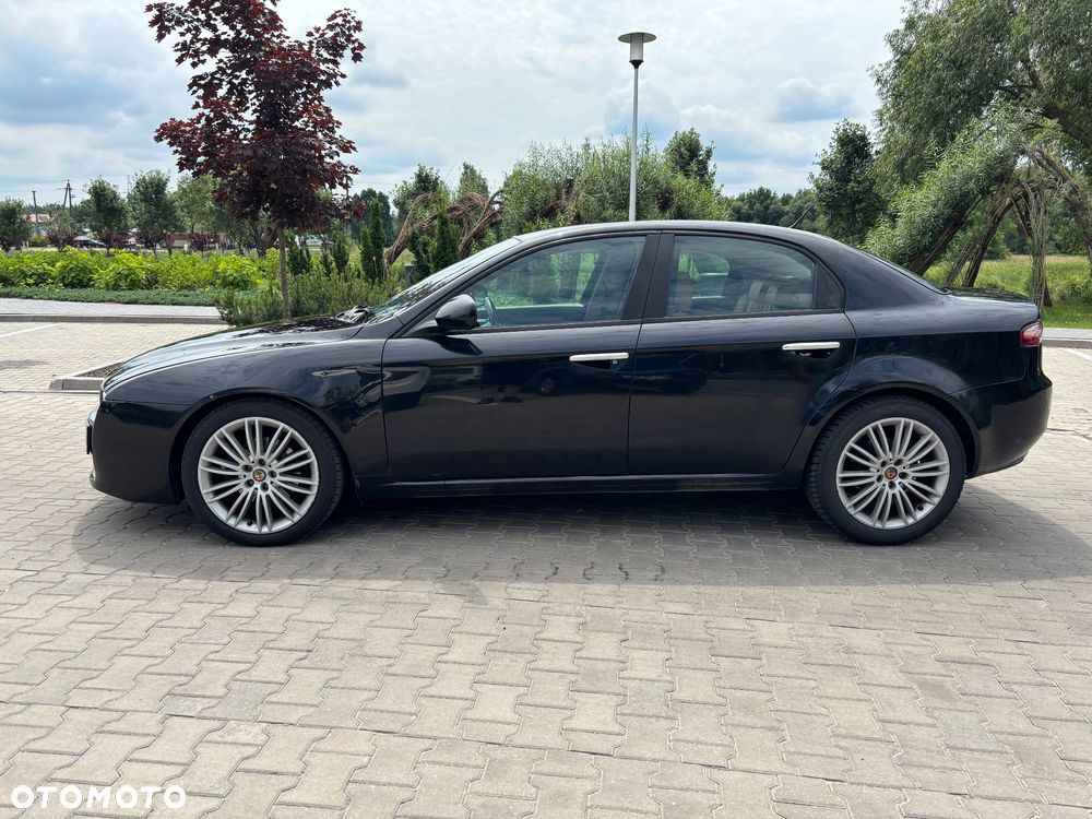 Alfa Romeo 159 1.9 JTDM 16V DPF Distinctive - 3