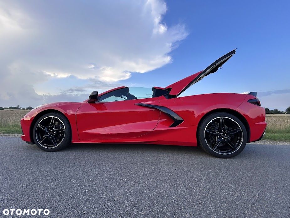 Chevrolet Corvette - 14