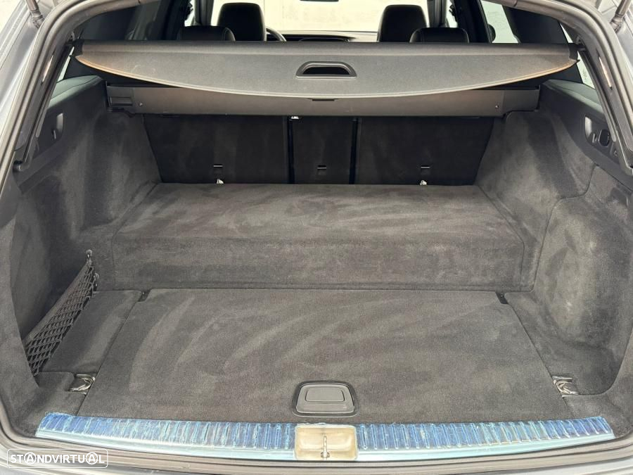 Mercedes-Benz E 300 de AMG Line 4Matic - 57