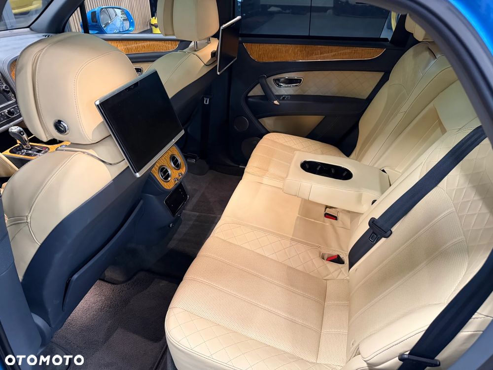 Bentley Bentayga W12 - 34