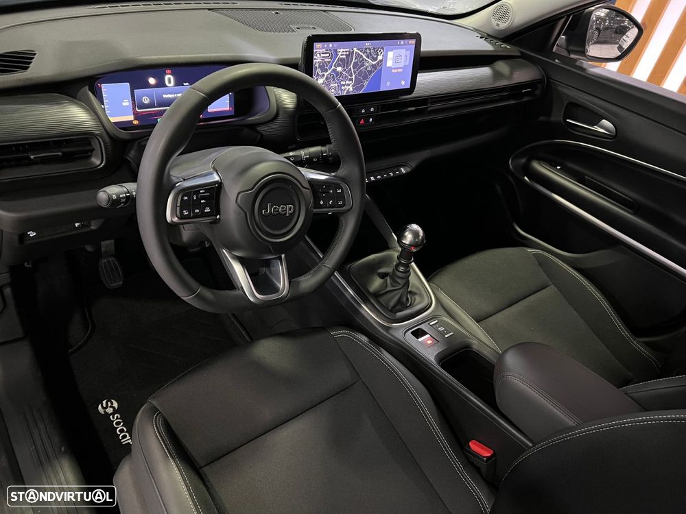 Jeep Avenger 1.2 GSE T3 Altitude - 17