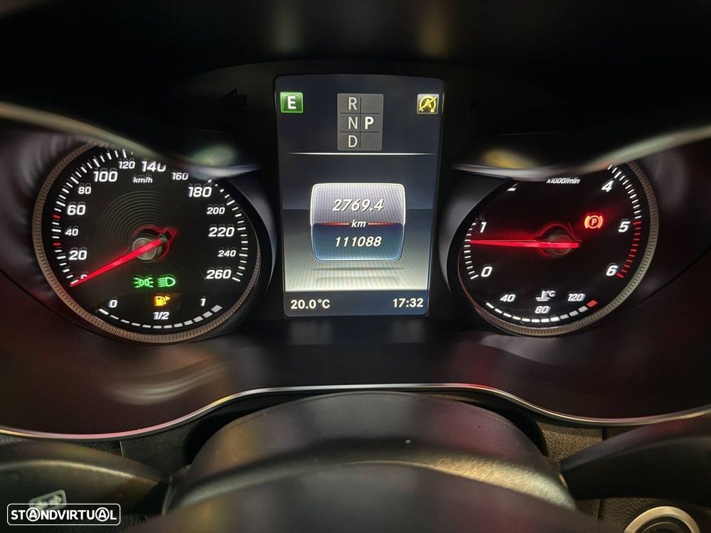 Mercedes-Benz GLC 250 d 4Matic 9G-TRONIC AMG Line - 12