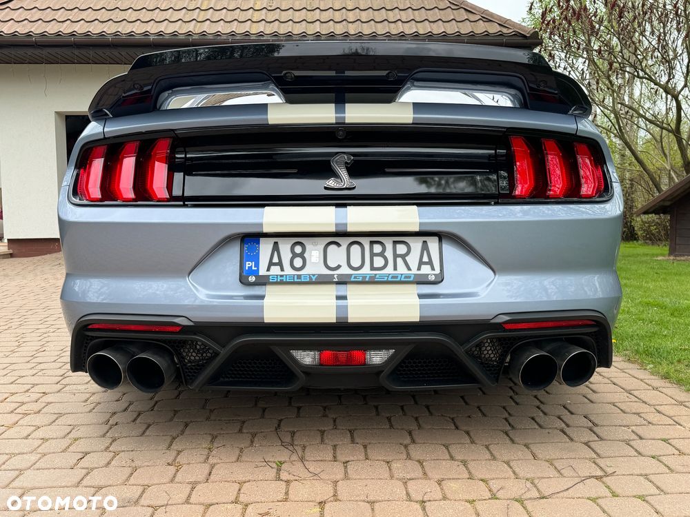 Ford Mustang - 4